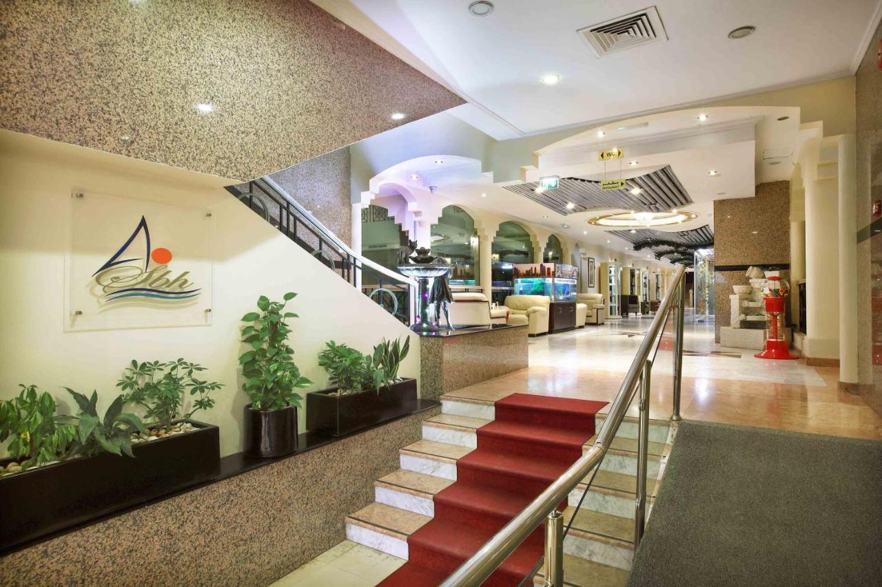 שארג'ה Al Seef Hotel מראה חיצוני תמונה